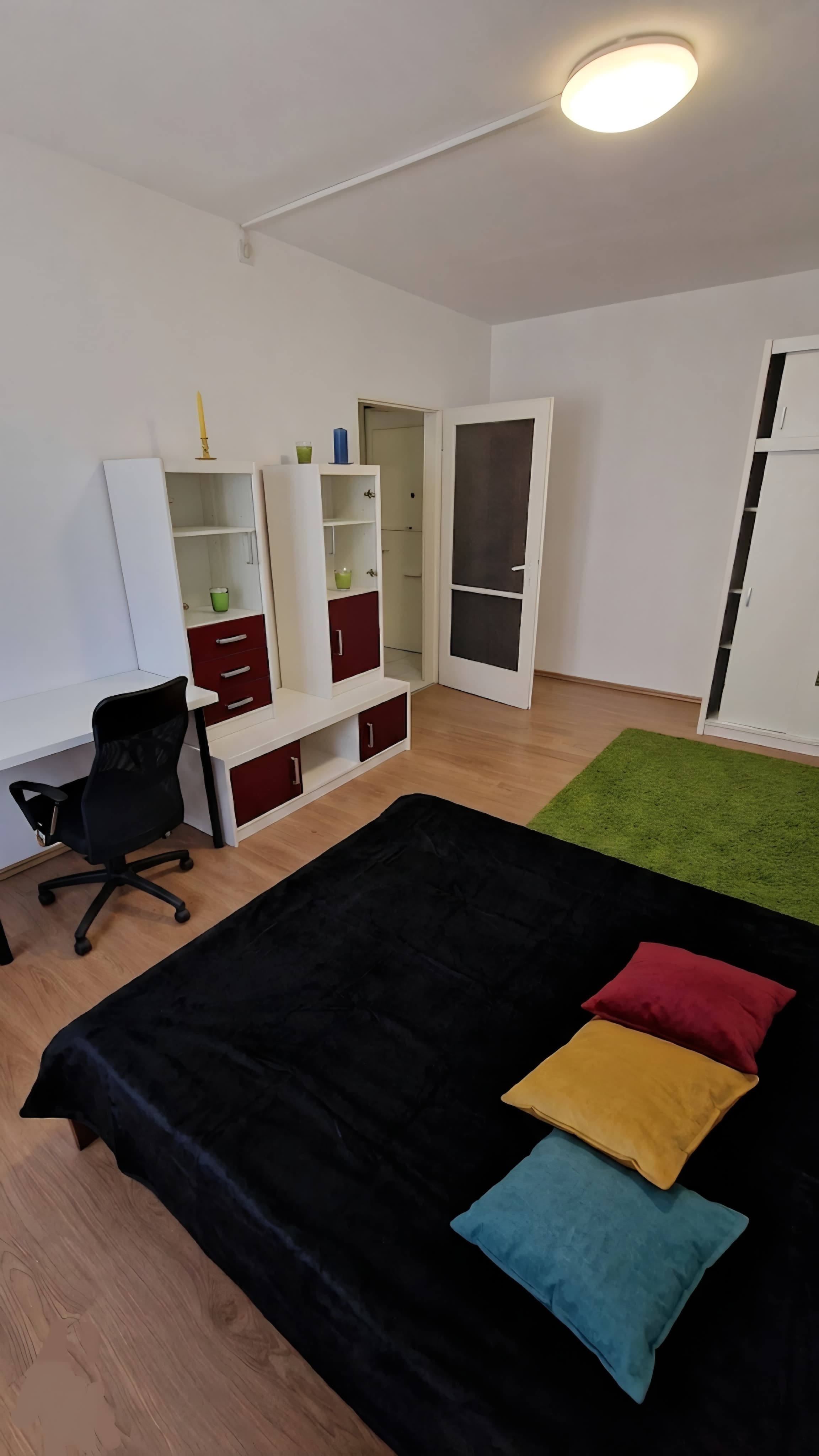 POTE főépületétől alig 400 méterre, azonnal költözhető lakás!