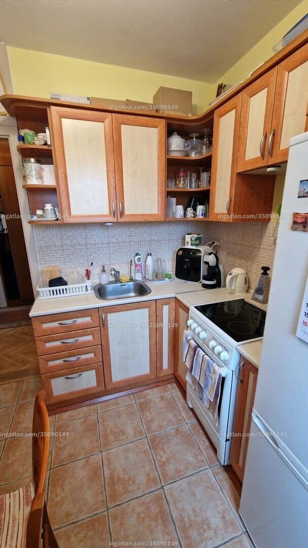 Eladó panel lakás – Pécs, Kertváros 2